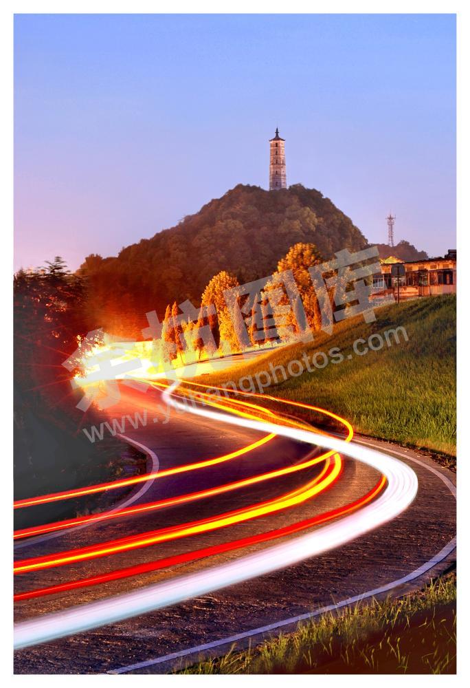 在那灯火阑珊处