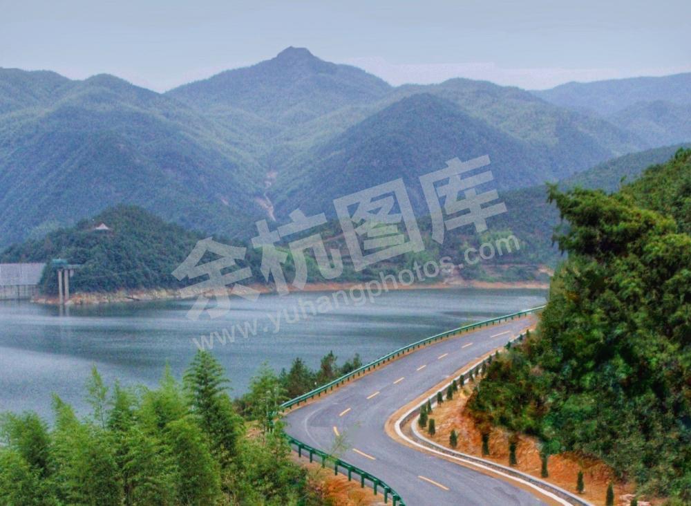 连接两大风景区的余杭漕雅线
