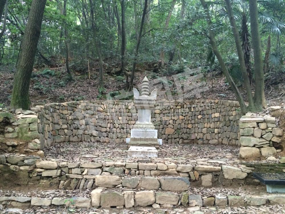 东明寺塔院遗址(东明慧旵祖师塔)