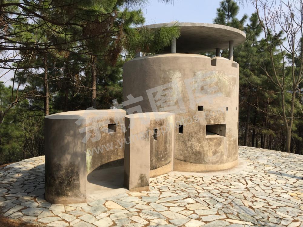 燕担山碉堡