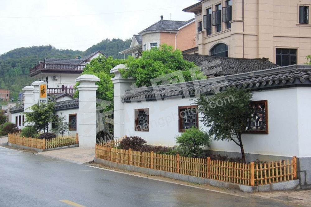 鸬鸟小城镇改造