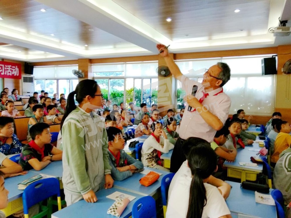 中科院科学家白武明教授走进双林小学