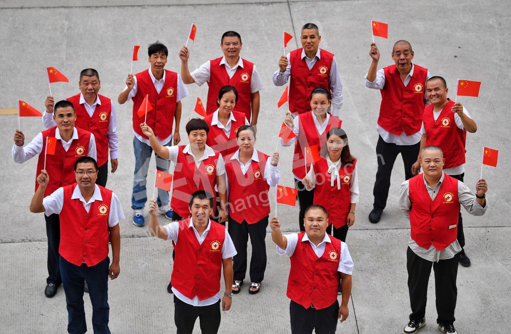 出租车爱心车队迎国庆