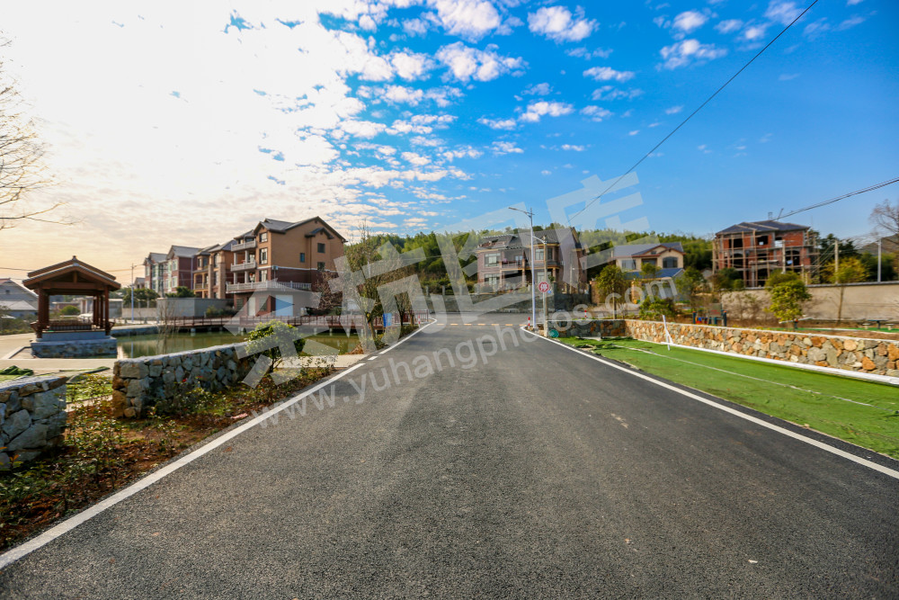 瓶窑镇石濑村四好农村路