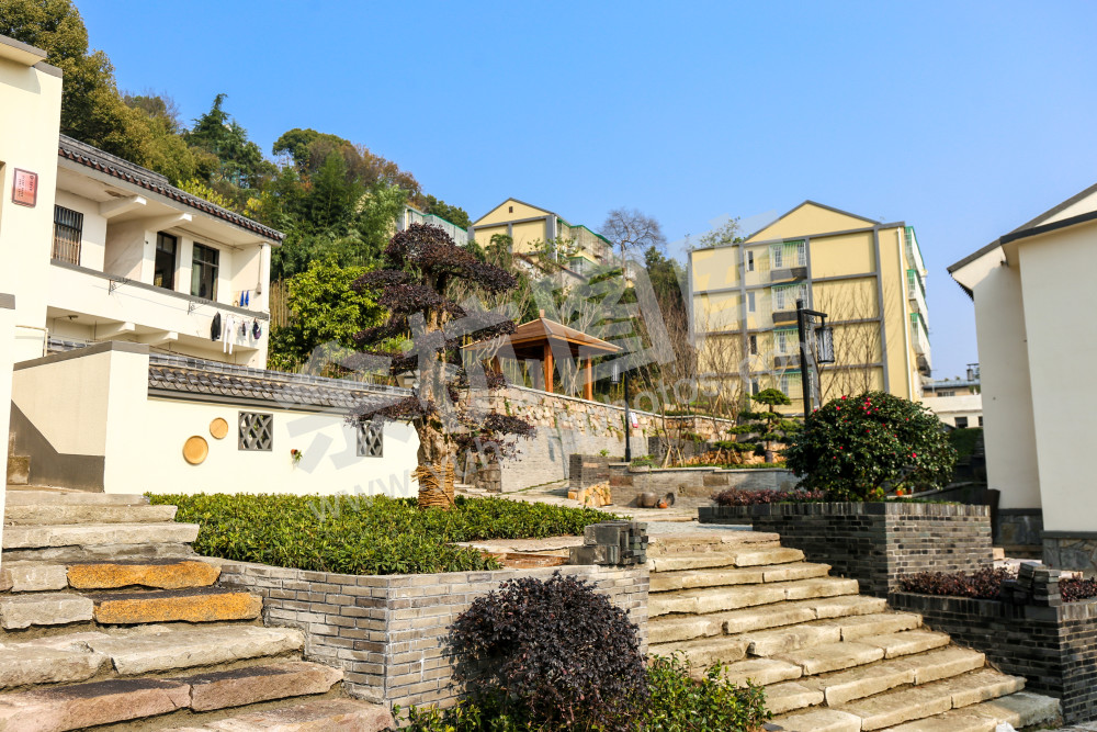 里窑小城镇换新颜