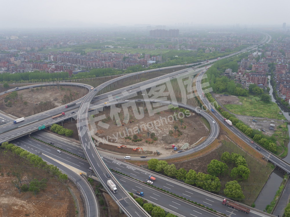 提升整治后勾庄收费站