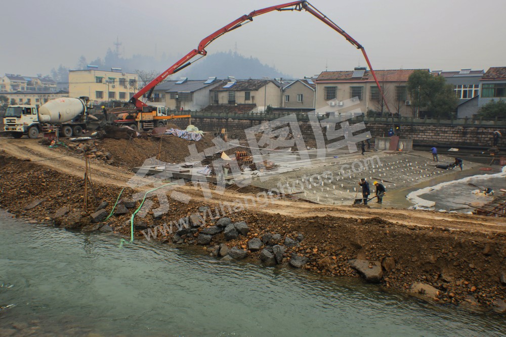 《治水进行时》