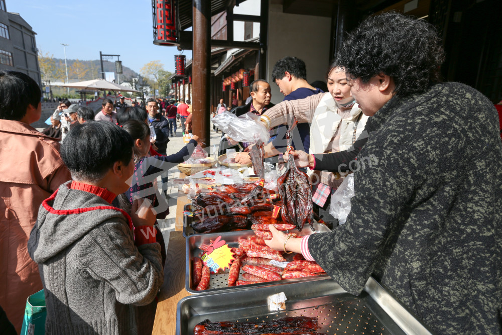 瓶窑老街正式开街