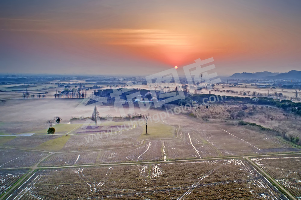 皇坟山和池中寺台地