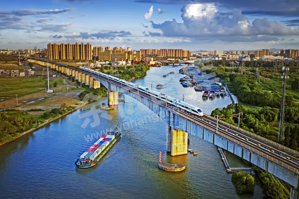 现代化的大运河