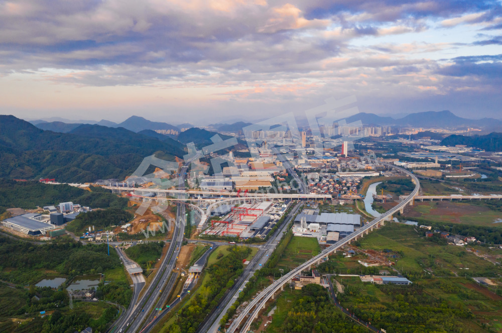 《交通畅想曲》