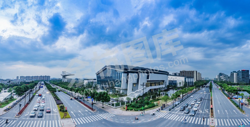 《宽畅通途风采》