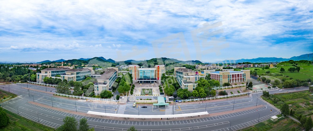 良渚第一中学