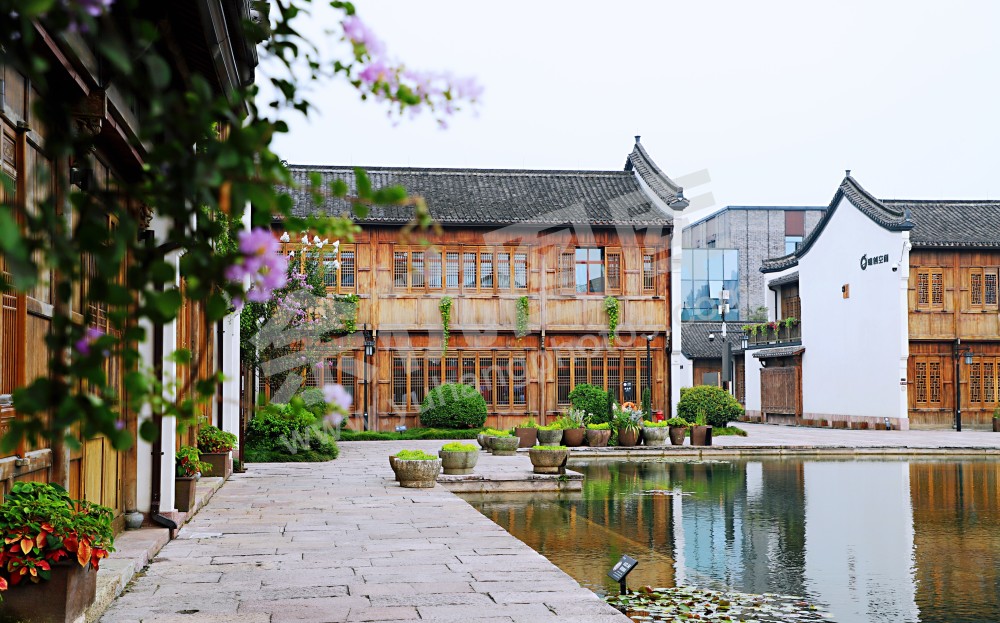 梦想小镇创业大街