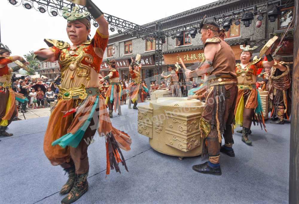 《传文脉 迎亚运》