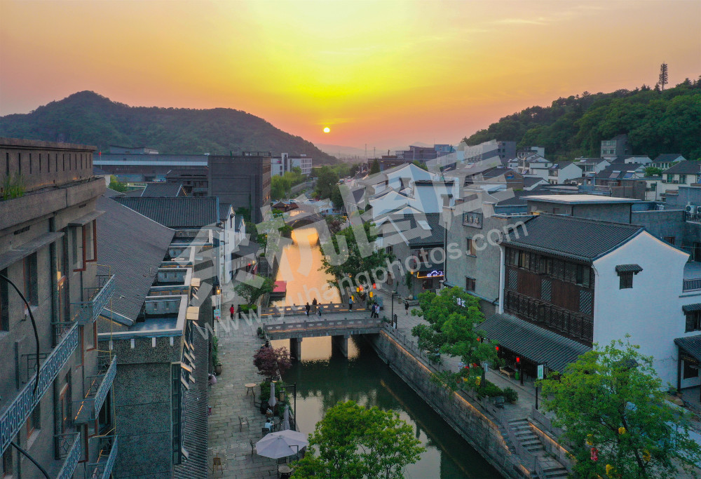 《瓶窑老街新貌》