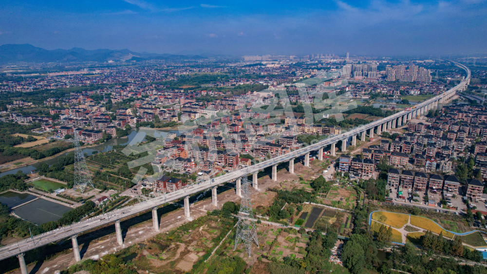《湖杭铁路余杭段》
