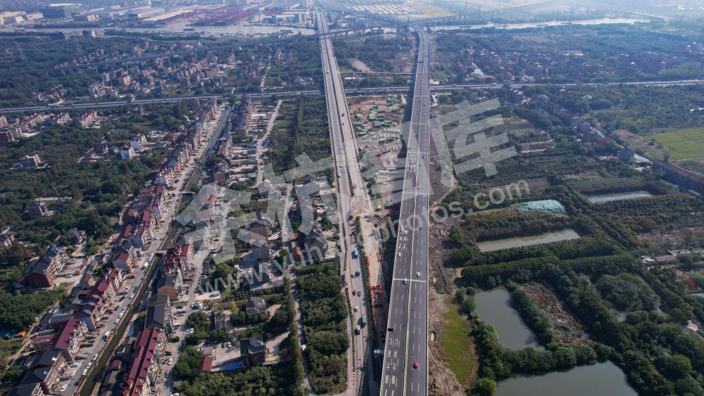 《运溪高架余杭段》