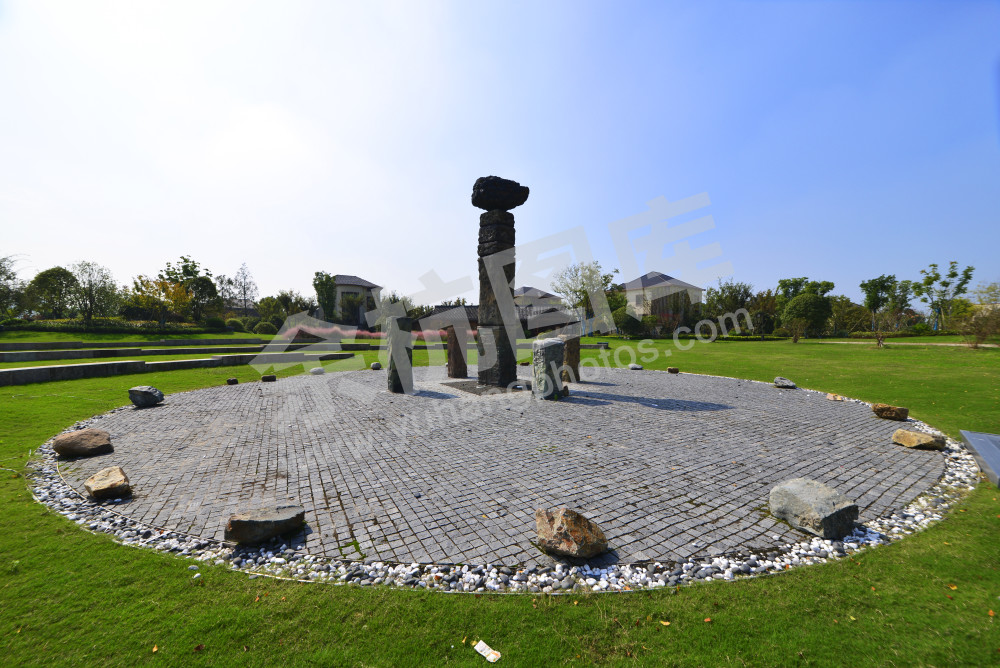 良渚艺术走廊《文明曙光》雕塑园