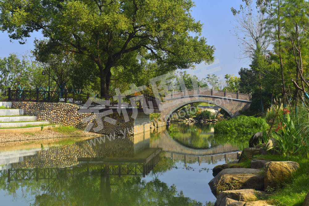 良渚艺术走廊《文明曙光》雕塑园