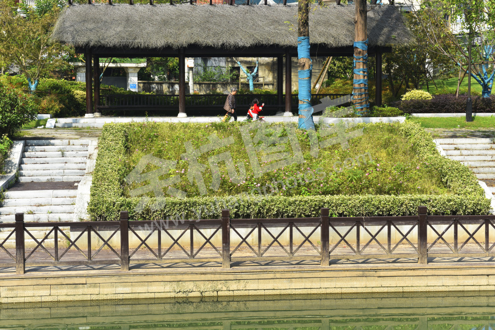 良渚艺术走廊《文明曙光》雕塑园