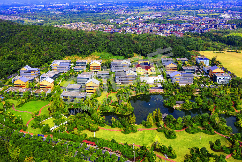 《景色如画的梦栖小镇》