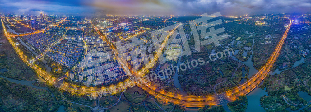 《一半湿地一半城》