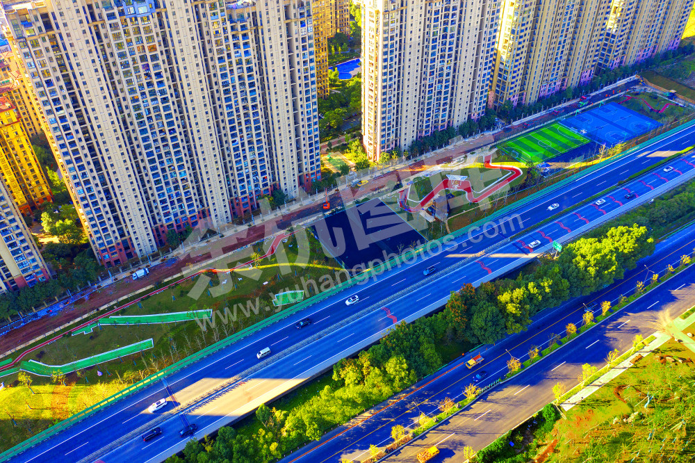 《即将交付的中泰运动公园》