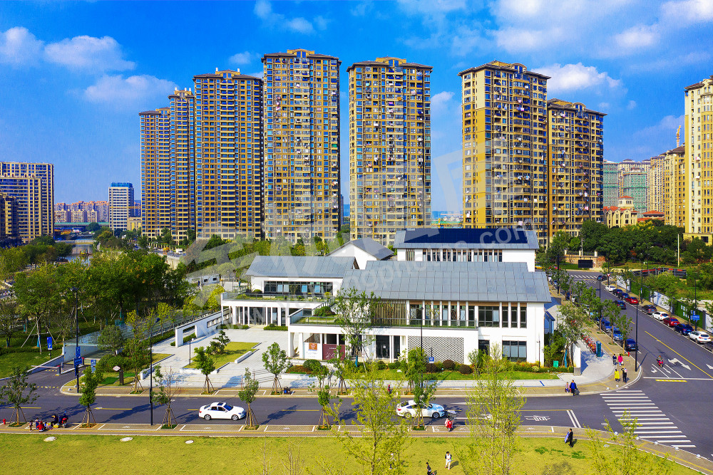 《休闲娱乐又一打卡地》