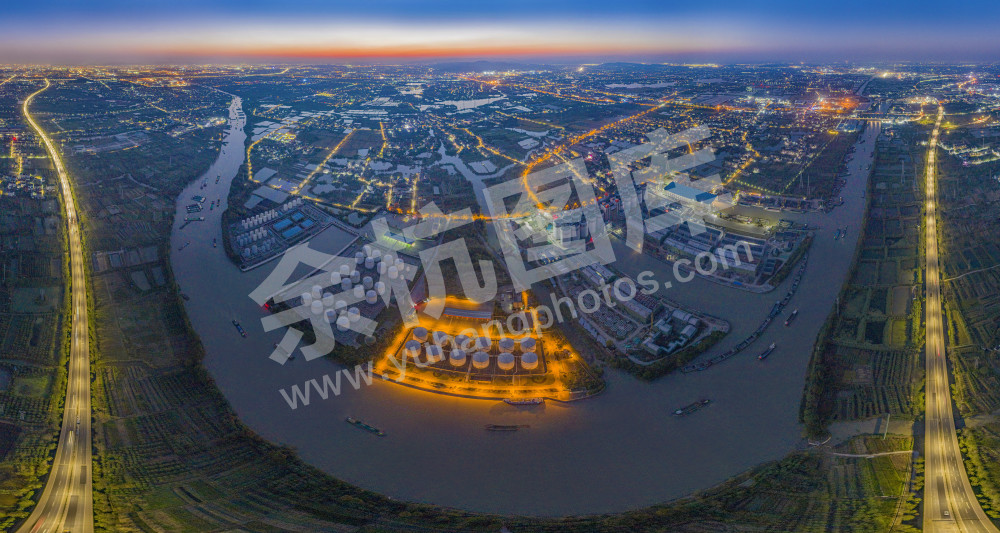 《大运河（仁和港）夜色》