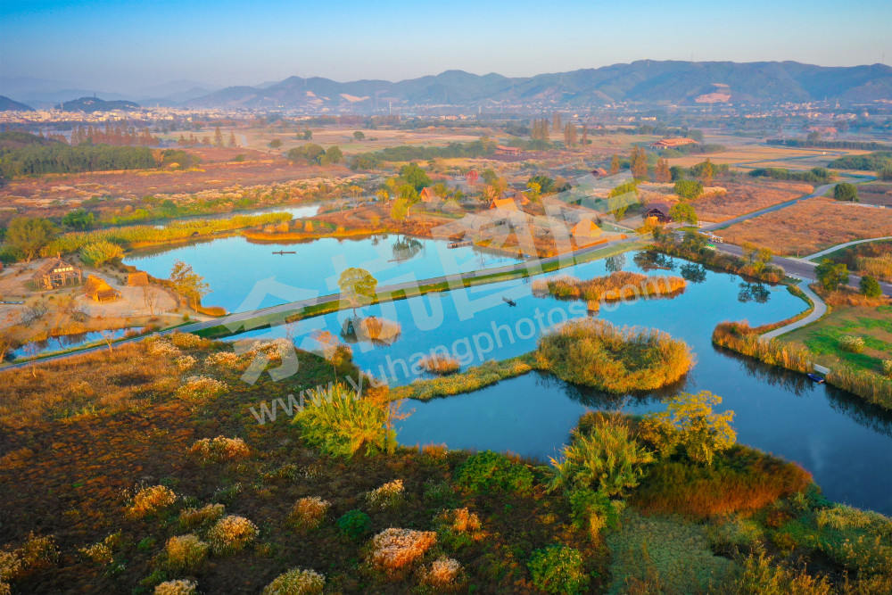 《良渚古城遗址公园》