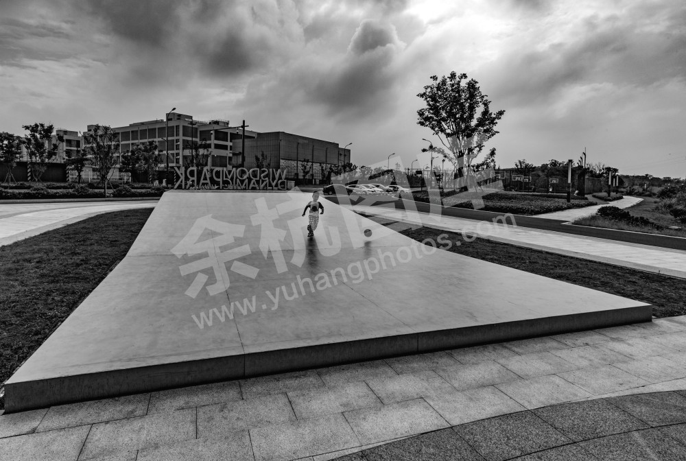 《腾飞的舞台》