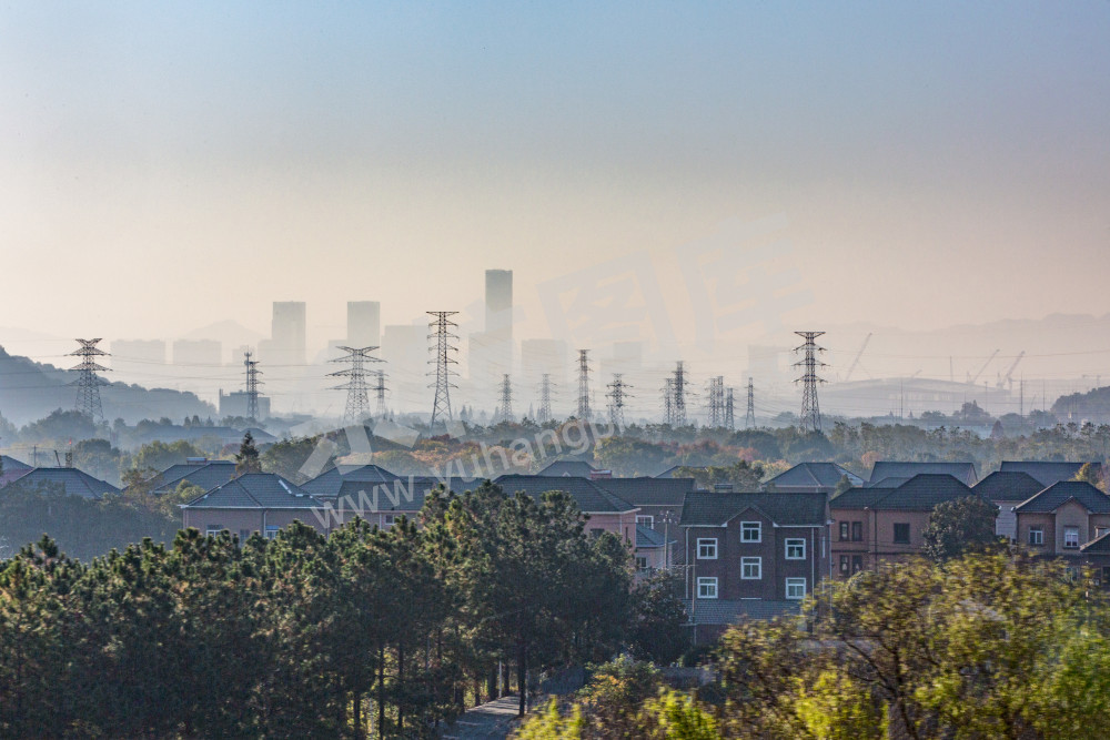 《高架路上看余杭》