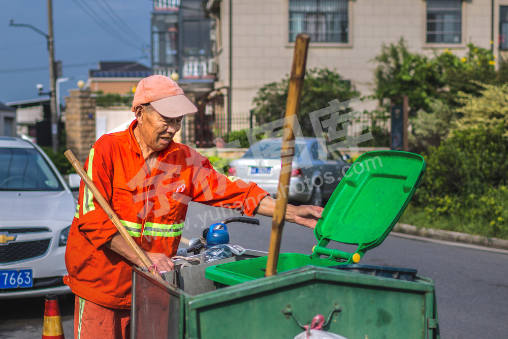 《整洁环境背后的守护》