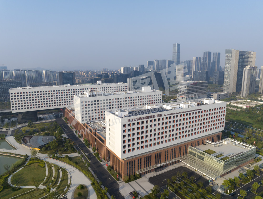 《浙江大学医学院附属第一医院》