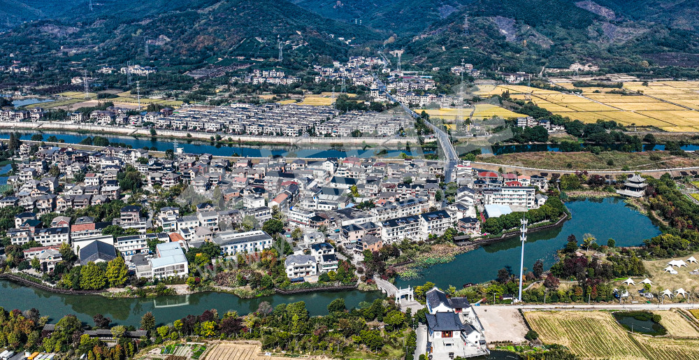 《古镇換新貌》