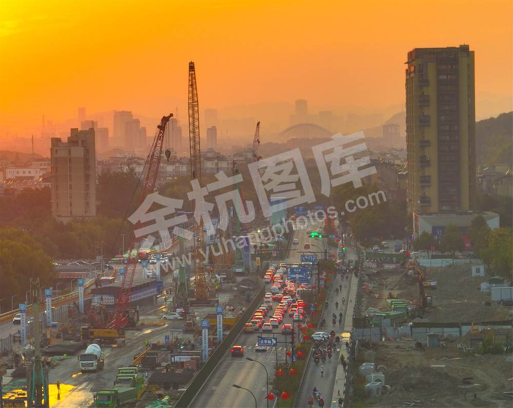 《为了明天再畅通》