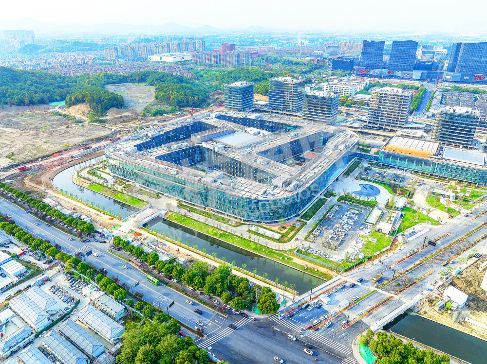 《在建的菜鸟全球总部》