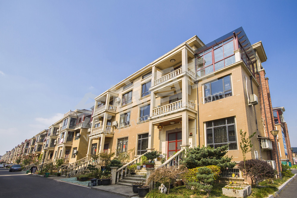 《安置点似花园洋房4》