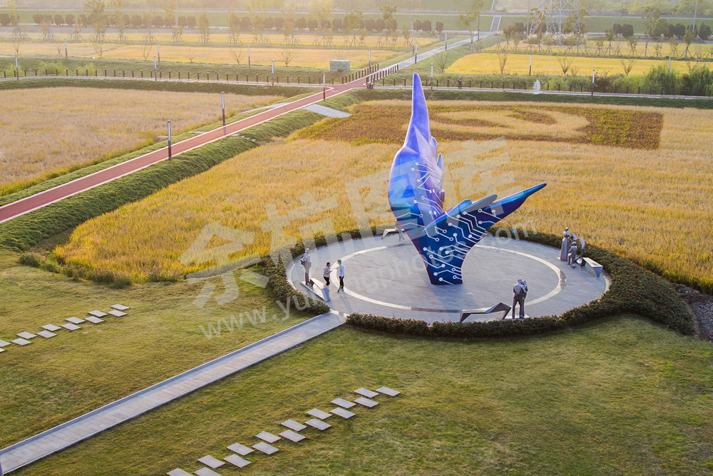 《腾飞的钱开区》