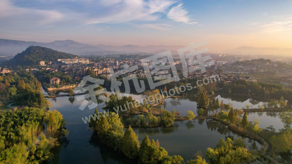 《镜潭湖湿地公园》