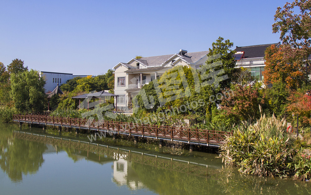 《滨水绿道秋色2》