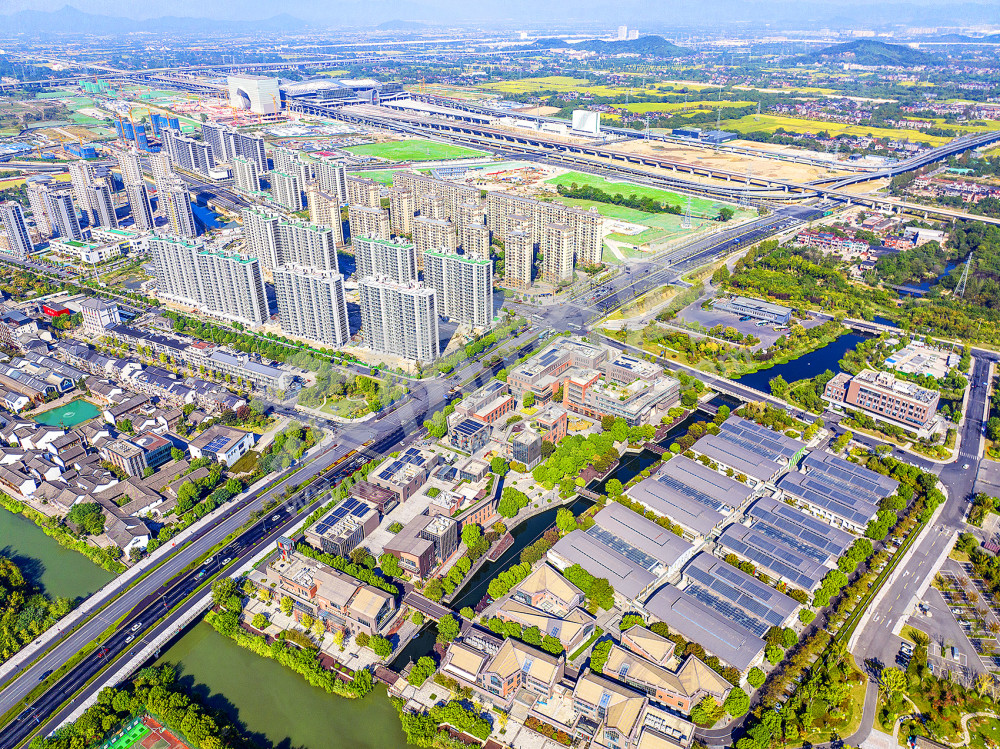 《畅通交通直抵民心 》