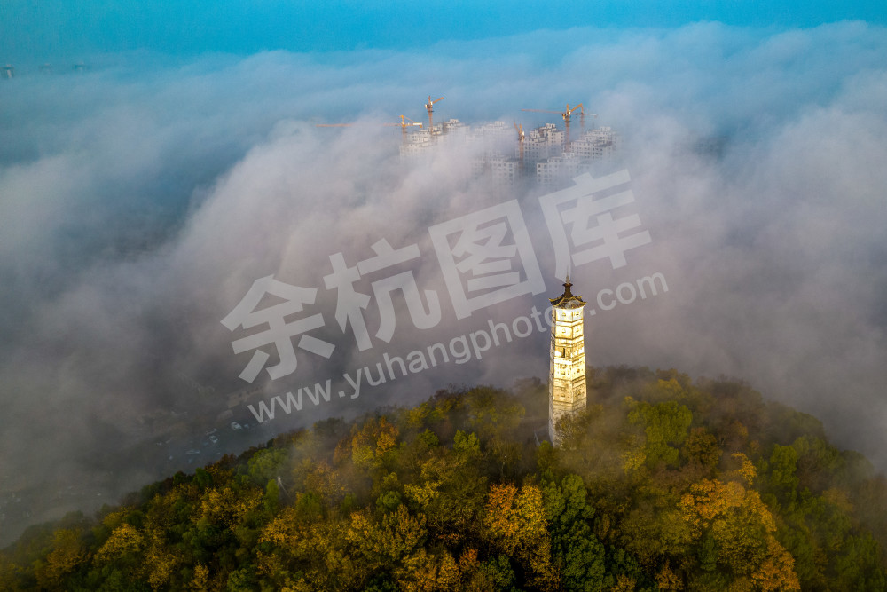 塔山晨雾