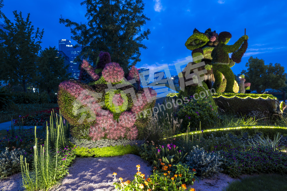 余杭城市亚运花坛夜景