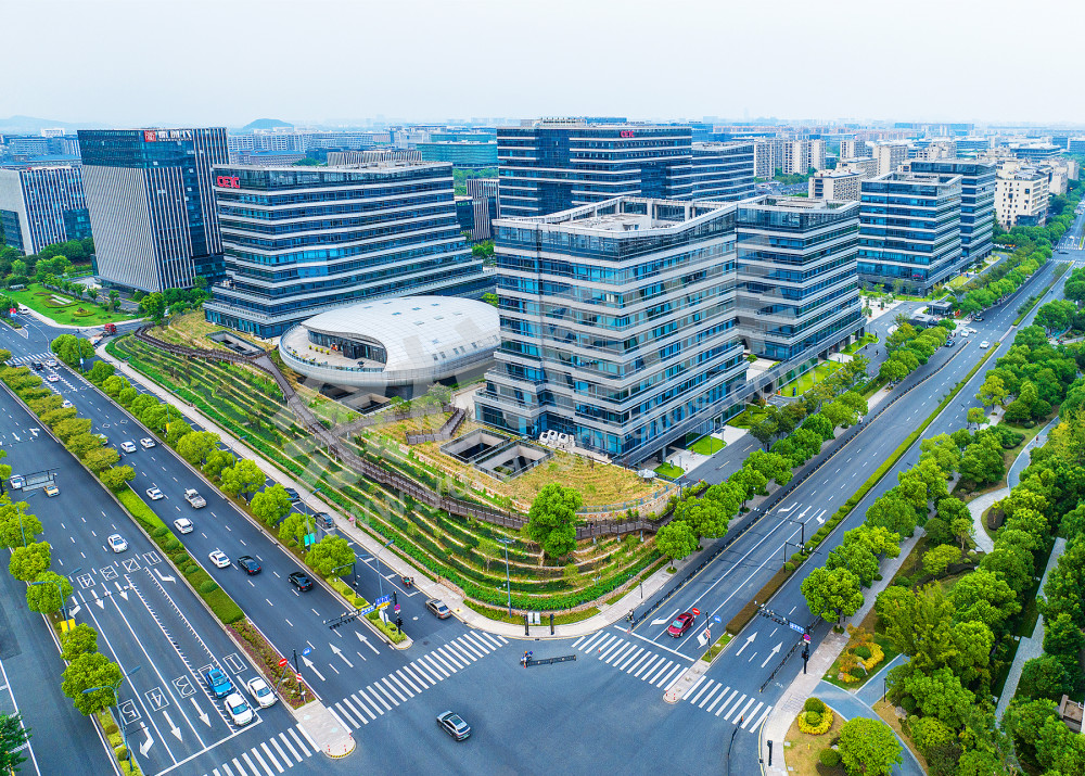 路畅 景美 城靓