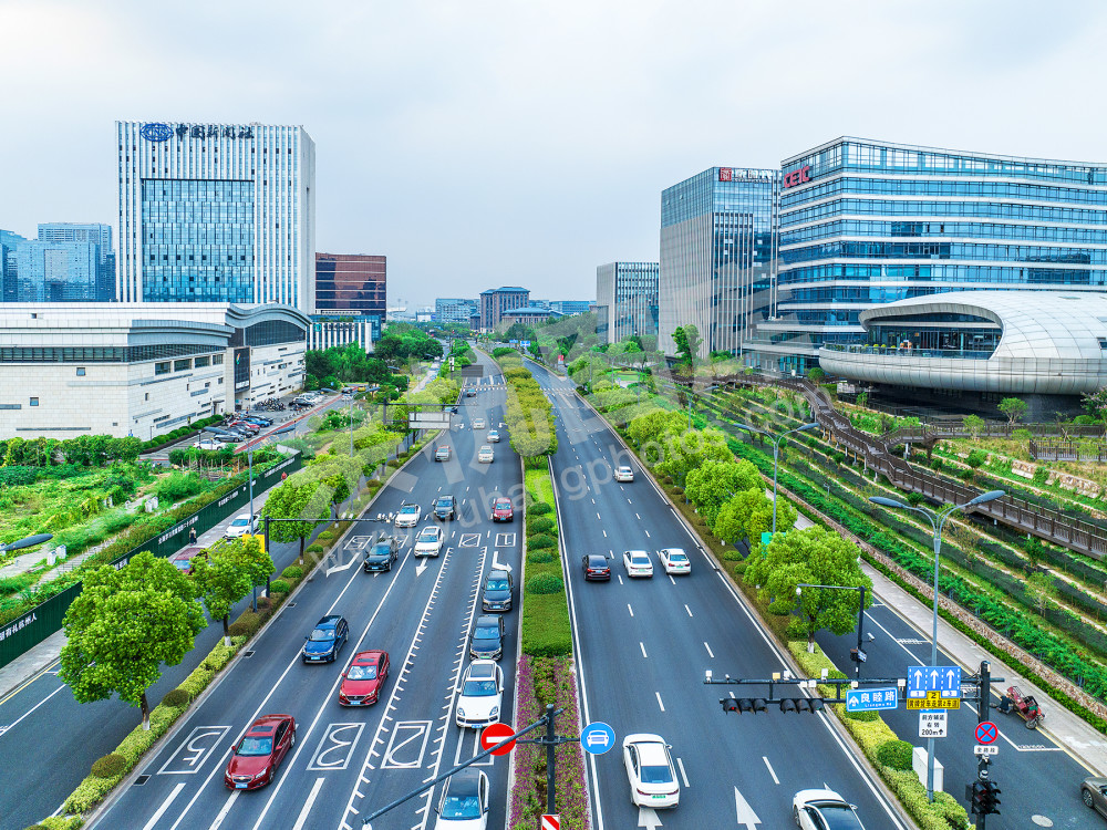 路畅 景美 城靓