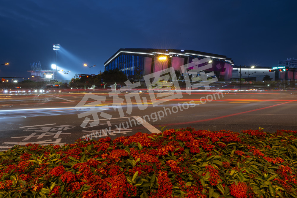 杭州师范大学体育馆之夜  