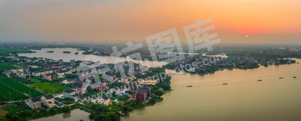 《水乡三白潭》