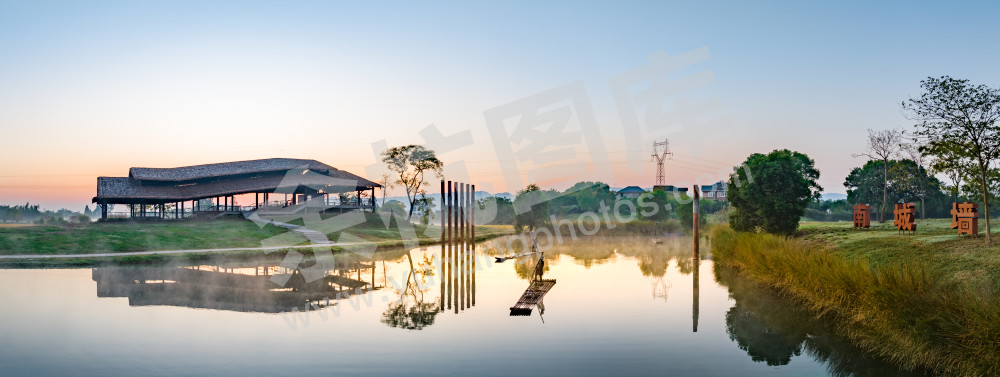 《良渚水城门》